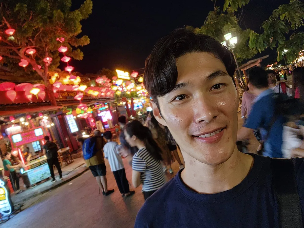 호이안 등불 거리 야경